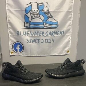 Yeezy Black Athletic Shoes